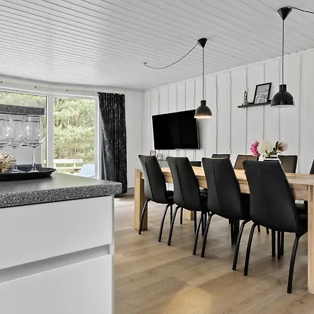 Vakantiehuis Amazing In Romo With Kitchen Romo