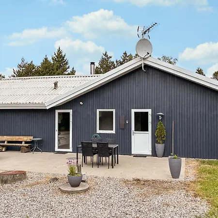 Amazing In Romo With Kitchen Vakantiehuis