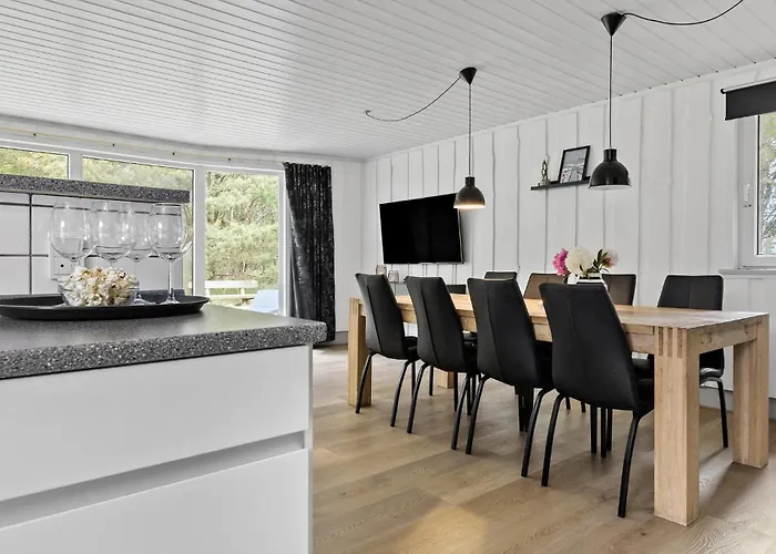 Дом отдыха Amazing In With Kitchen Romo